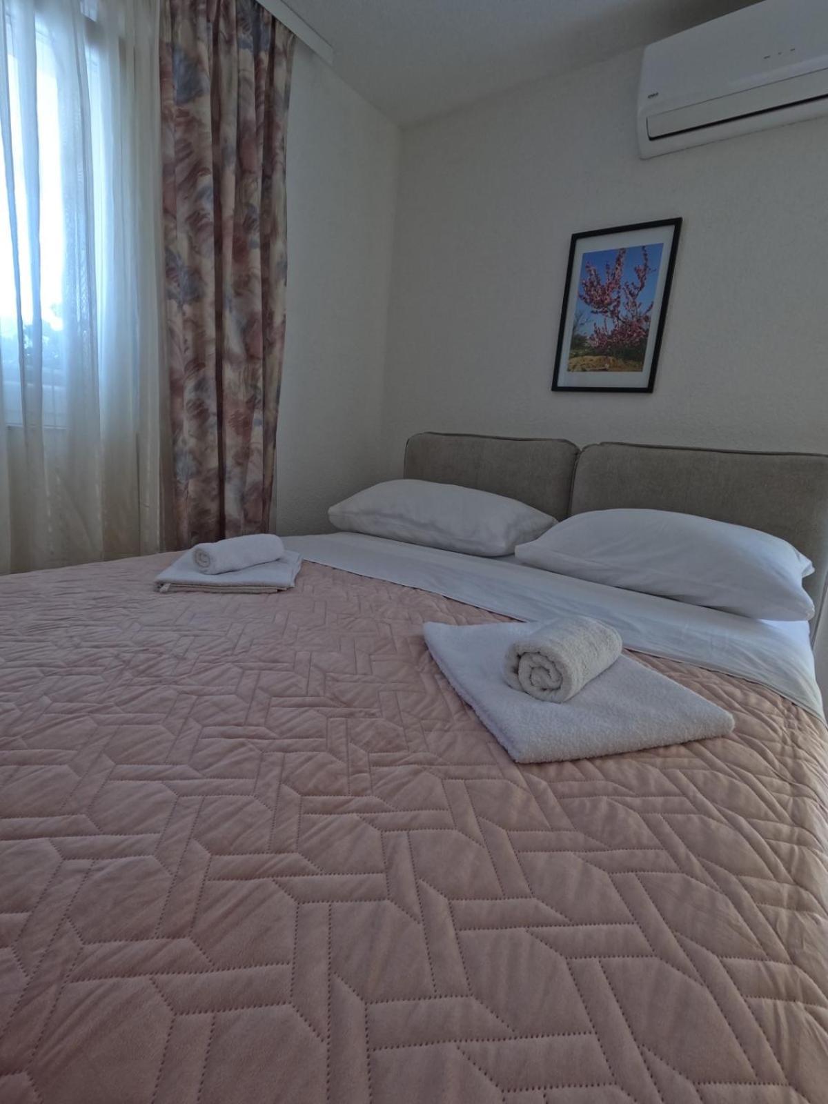 Apartmani Lena Šibenik Екстериор снимка