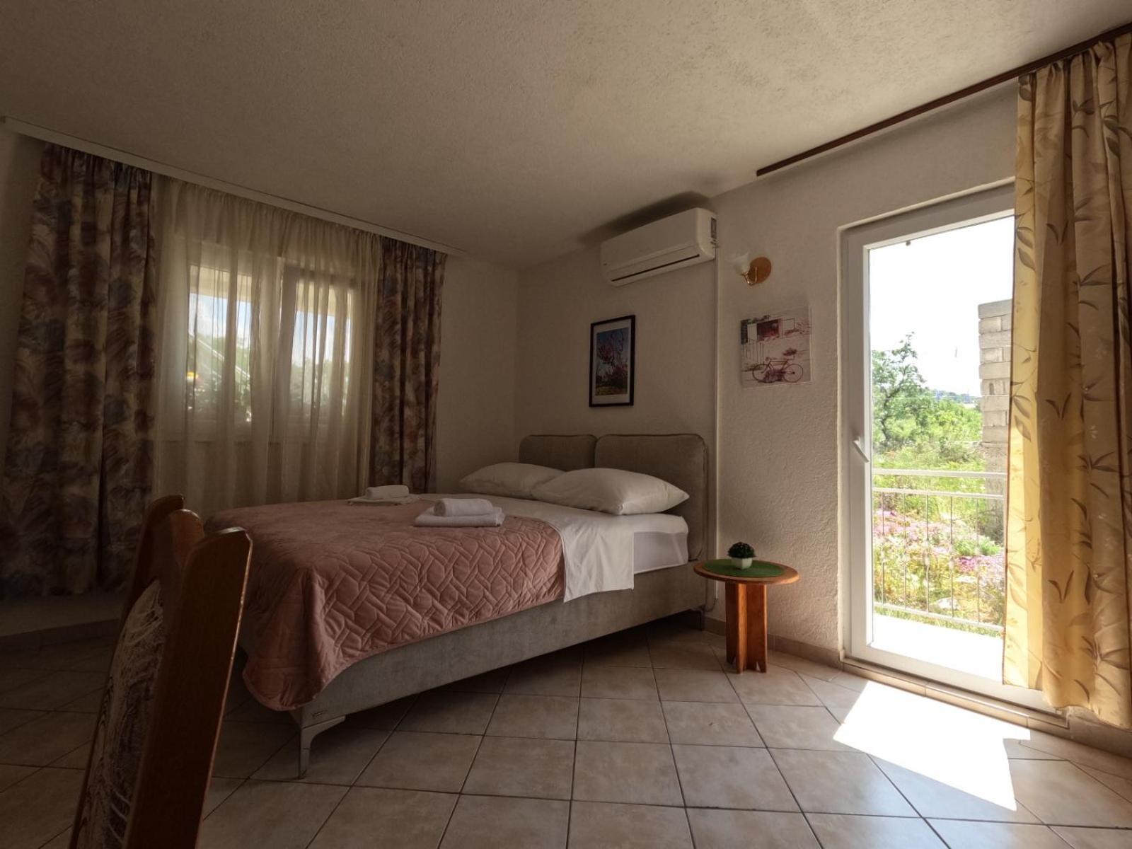 Apartmani Lena Šibenik Екстериор снимка